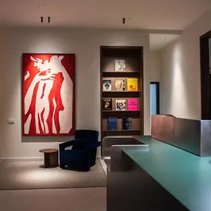 Hotel California, Barcelone
