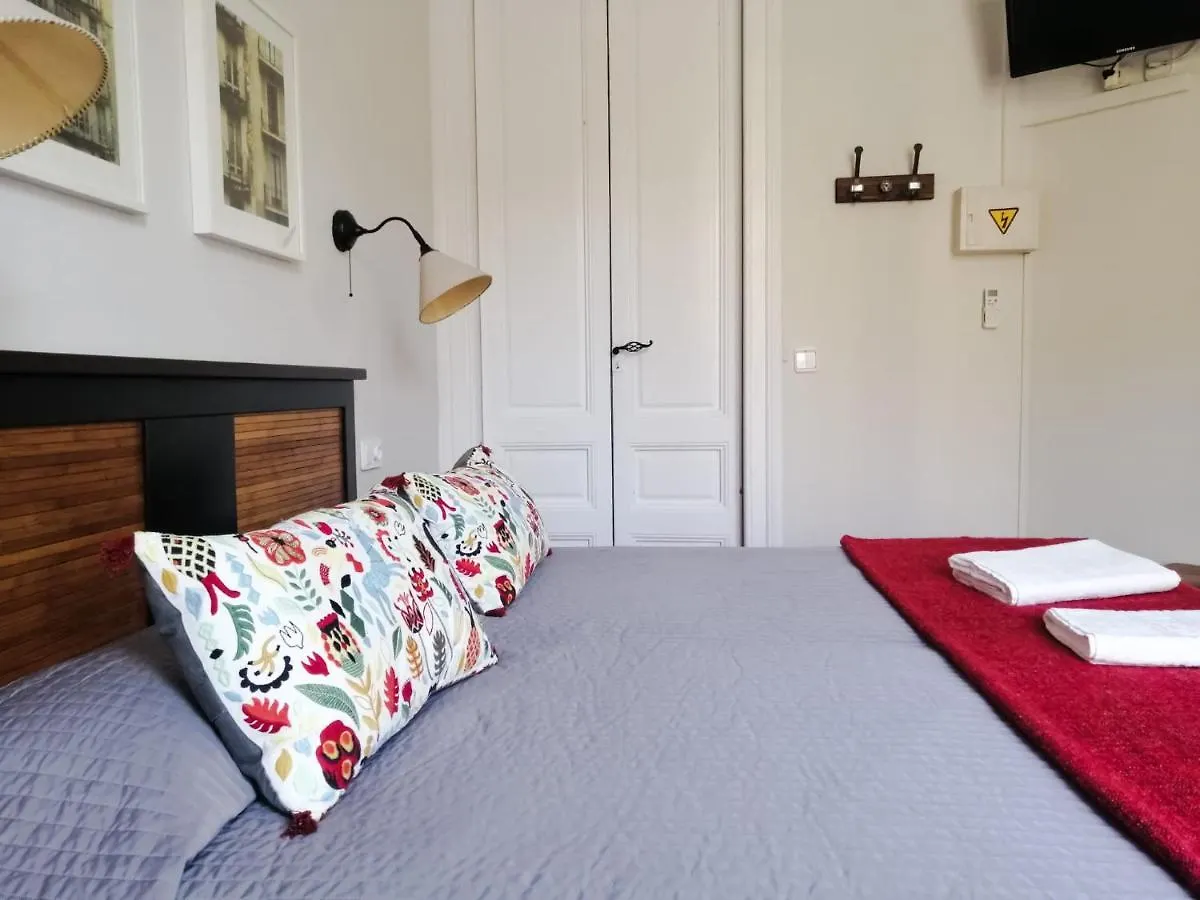 Casa Consell Gran Via, Guest House Barcelona